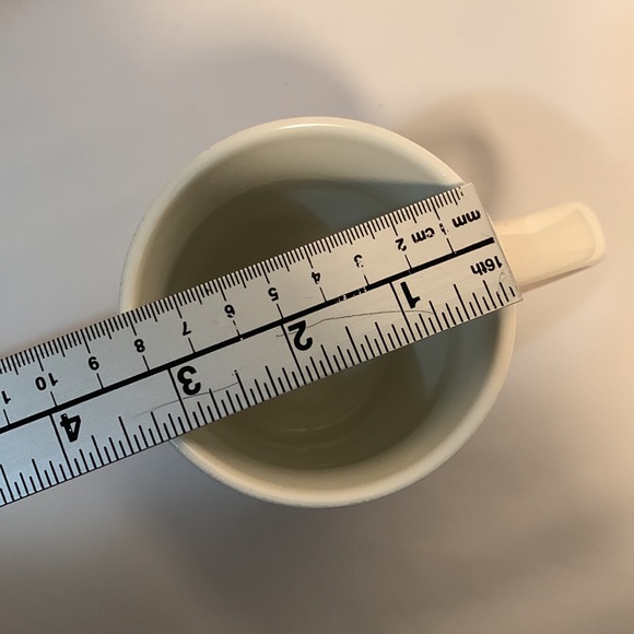 Tim Hortons limited Edition Holiday Mug #015 Christmas Red & White Collectable - Picture 7 of 7